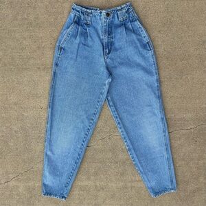 Vintage 90’s Lawman Jeans Bareback Barrel Leg High-Rise Pleated Front 22 W 28 L
